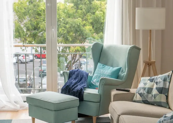 Places - Areeiro アパート